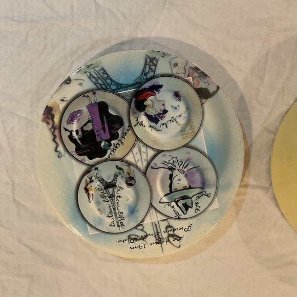 Vintage plates - Picture 2 of 3